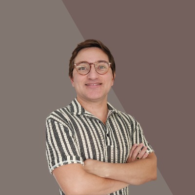 Mauve Dark Professional Twitter Profile Picture_20250208_134429_0000